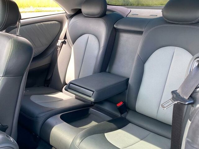 Мерседес 200 2005 в Европе на Automoto.ua Черный Мерседес 200, объемом двигателя 0 л и пробегом 186 тыс. км за 7445 $, фото 7 на Automoto.ua