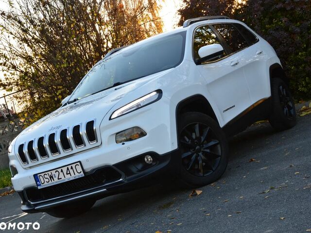 Джип Cherokee, об'ємом двигуна 1.96 л та пробігом 197 тис. км за 15076 $, фото 26 на Automoto.ua