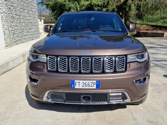 Коричневий Джип Grand Cherokee, об'ємом двигуна 2.99 л та пробігом 22 тис. км за 49516 $, фото 2 на Automoto.ua