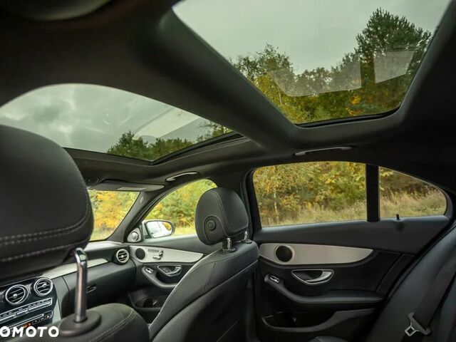 Мерседес Ц-Класс 2015 в Европе на Automoto.ua Серый Мерседес Ц-Класс, объемом двигателя 1 л и пробегом 136 тыс. км за 19347 $, фото 36 на Automoto.ua