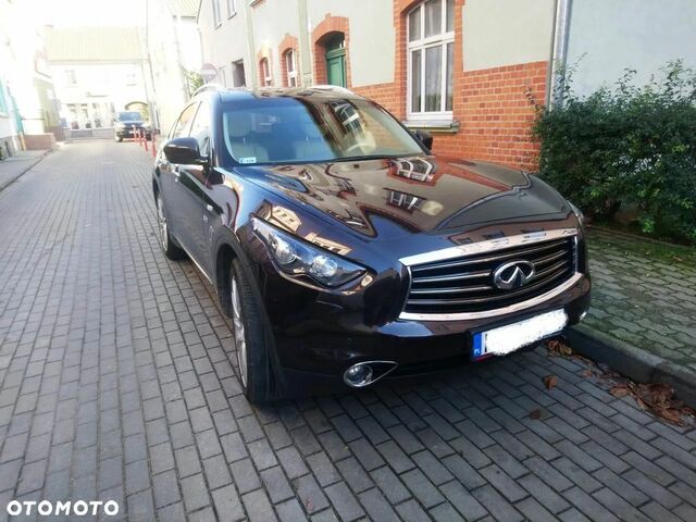 Інфініті QX70, об'ємом двигуна 2.99 л та пробігом 245 тис. км за 15767 $, фото 2 на Automoto.ua