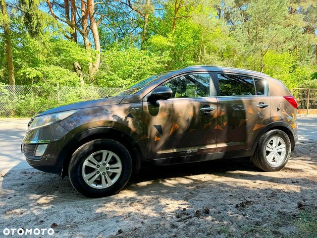 Кіа Sportage, об'ємом двигуна 2 л та пробігом 164 тис. км за 12635 $, фото 8 на Automoto.ua