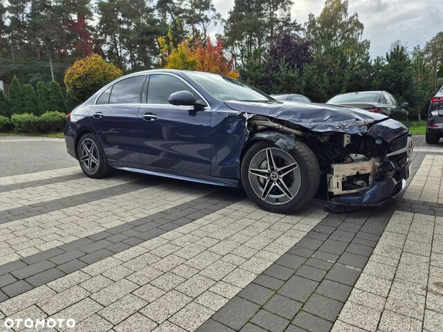 Мерседес Ц-Клас 2023 у Європі на Automoto.ua Синій Мерседес Ц-Клас, об'ємом двигуна 1 л та пробігом 32 тис. км за 23366 $, фото 8 на Automoto.ua