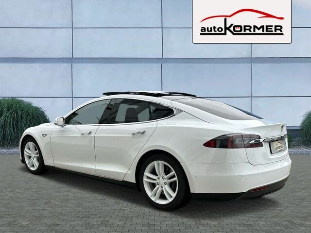 Білий Тесла Модель С, об'ємом двигуна 0 л та пробігом 92 тис. км за 34435 $, фото 3 на Automoto.ua
