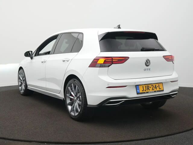 Фольксваген Golf GTE 2021 в Европе на Automoto.ua Белый Фольксваген Golf GTE, объемом двигателя 1.4 л и пробегом 46 тыс. км за 29035 $, фото 6 на Automoto.ua