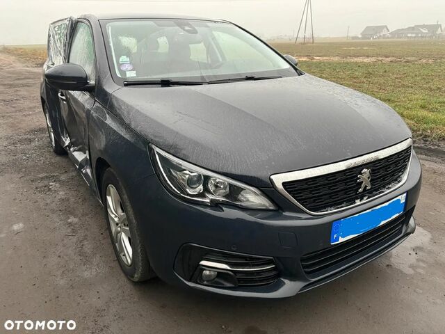 Пежо 308, об'ємом двигуна 1.2 л та пробігом 100 тис. км за 4093 $, фото 6 на Automoto.ua