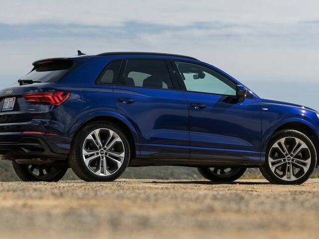 Дізнатись параметри кросовера Audi Q3 2024