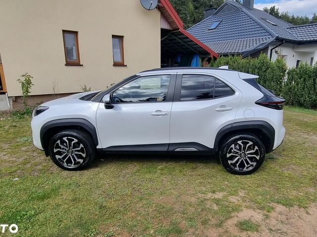 Тойота Yaris Cross, об'ємом двигуна 1.49 л та пробігом 24 тис. км за 23542 $, фото 7 на Automoto.ua