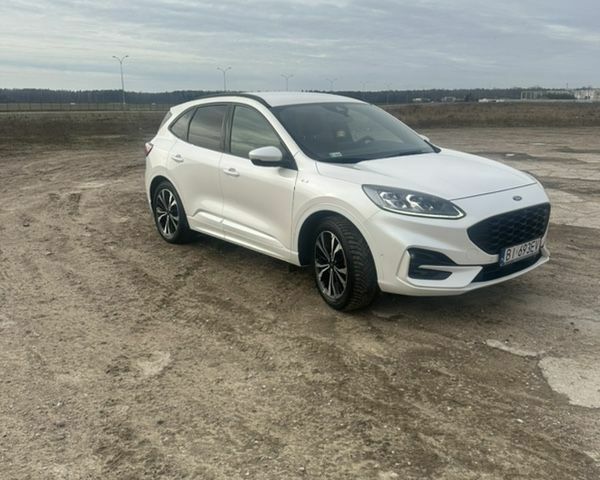 Форд Куга, объемом двигателя 1.5 л и пробегом 94 тыс. км за 23305 $, фото 1 на Automoto.ua