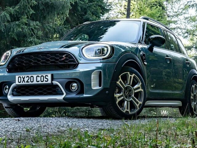 Кросовер Mini Cooper Countryman 2023 Вибрати кросовер Міні Купер Кантрімен 2023