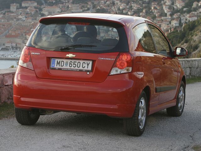 Шевроле Авео, Хетчбек 2003 - 2007 Hatchback 5d 1.4 i 16V (94)