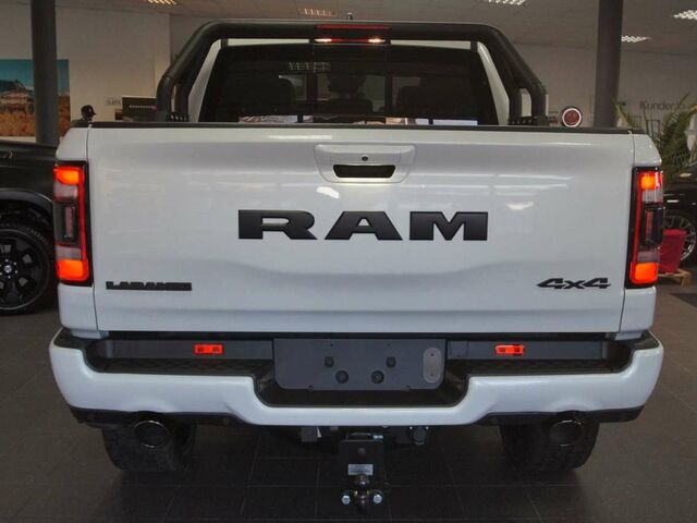 Білий Додж RAM, об'ємом двигуна 5.65 л та пробігом 39 тис. км за 97151 $, фото 5 на Automoto.ua