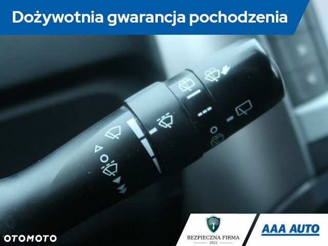 Тойота Версо, объемом двигателя 1.6 л и пробегом 223 тыс. км за 7775 $, фото 21 на Automoto.ua