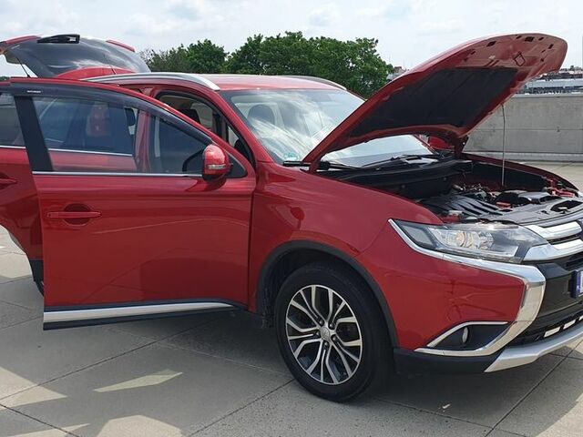 Мицубиси Аутлендер 2016 в Европе на Automoto.ua Мицубиси Аутлендер, объемом двигателя 2.27 л и пробегом 141 тыс. км за 74000 $, фото 30 на Automoto.ua