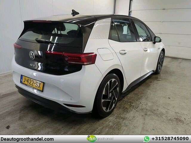 Фольксваген ID.3 2020 в Европе на Automoto.ua Белый Фольксваген ID.3, объемом двигателя 0 л и пробегом 146 тыс. км за 14762 $, фото 1 на Automoto.ua