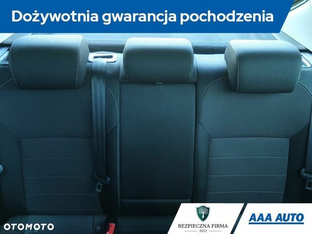 Шкода Рапід, об'ємом двигуна 1.6 л та пробігом 315 тис. км за 3888 $, фото 10 на Automoto.ua