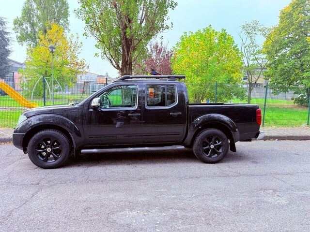 Ніссан Навара 2010 у Європі на Automoto.ua Чорний Ніссан Навара, об'ємом двигуна 0 л та пробігом 170 тис. км за 13900 $, фото 1 на Automoto.ua
