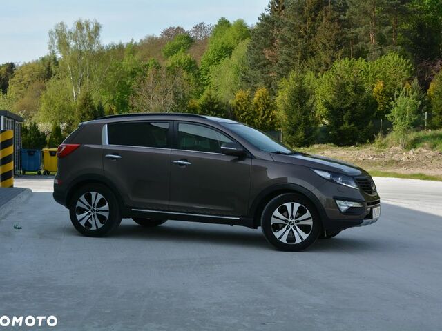 Кіа Sportage, об'ємом двигуна 2 л та пробігом 154 тис. км за 10778 $, фото 8 на Automoto.ua