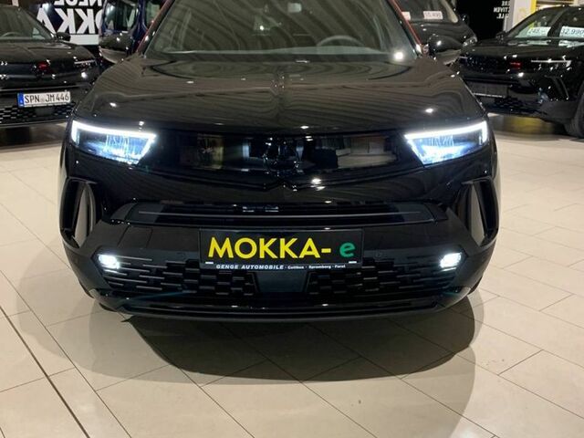 Черный Опель Mokka, объемом двигателя 0 л и пробегом 5 тыс. км за 29465 $, фото 1 на Automoto.ua