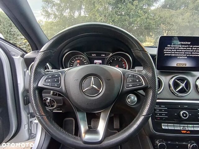 Мерседес ГЛА-Класс 2019 в Европе на Automoto.ua Серый Мерседес ГЛА-Класс, объемом двигателя 1 л и пробегом 88 тыс. км за 20218 $, фото 15 на Automoto.ua