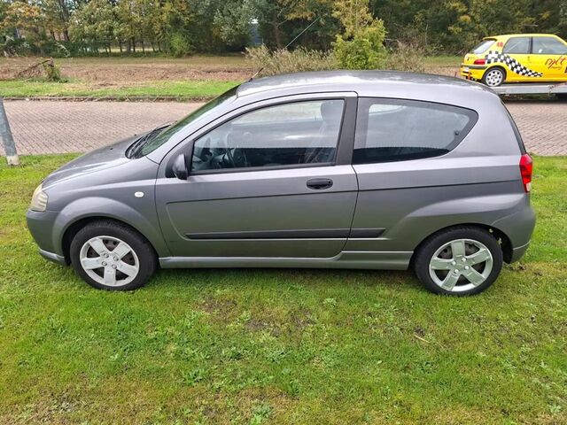 Шевроле Калос 2008 в Европе на Automoto.ua Серый Шевроле Калос, объемом двигателя 1.15 л и пробегом 126 тыс. км за 1743 $, фото 3 на Automoto.ua