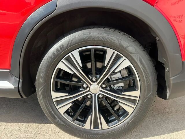 Мицубиси Eclipse Cross 2019 в Европе на Automoto.ua Красный Мицубиси Eclipse Cross, объемом двигателя 1.5 л и пробегом 91 тыс. км за 17995 $, фото 11 на Automoto.ua