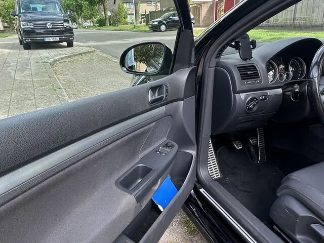 Фольксваген Гольф ГТІ 2008 у Європі на Automoto.ua Фольксваген Гольф ГТІ, об'ємом двигуна 1.98 л та пробігом 235 тис. км за 7985 $, фото 11 на Automoto.ua