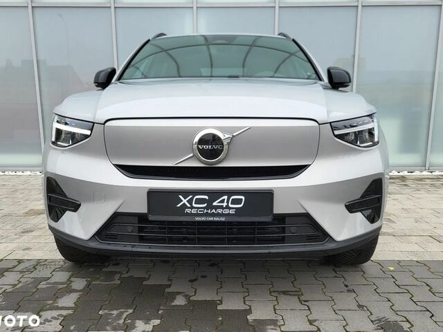 Вольво XC40, об'ємом двигуна 0 л та пробігом 10 тис. км за 54773 $, фото 2 на Automoto.ua