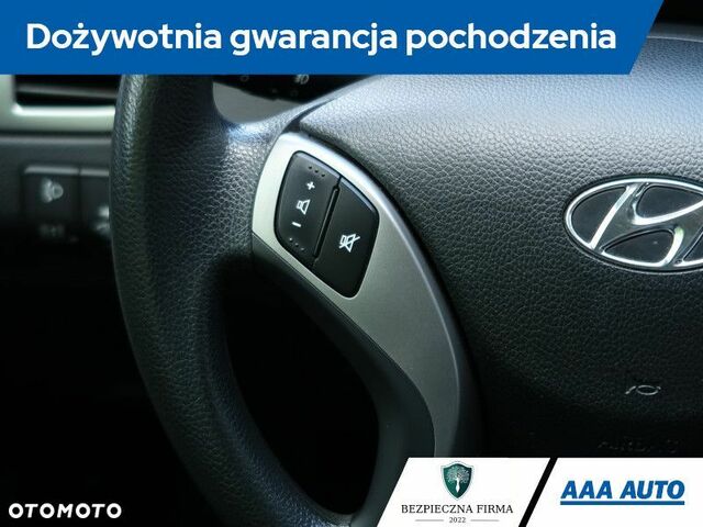 Хендай i30, объемом двигателя 1.37 л и пробегом 159 тыс. км за 6263 $, фото 19 на Automoto.ua