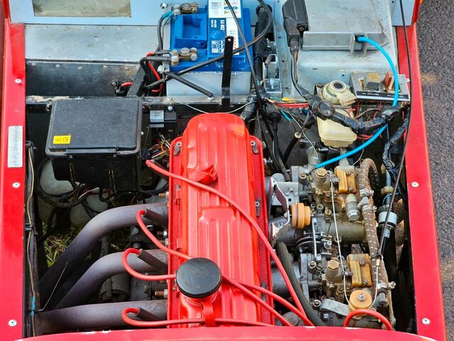 Красный Лотус Супер Севен, объемом двигателя 1.8 л и пробегом 100 тыс. км за 19523 $, фото 8 на Automoto.ua