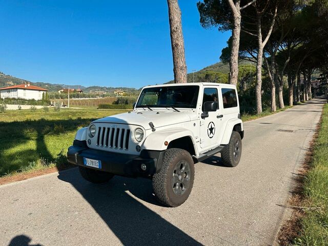 Джип Вранглер 2017 в Европе на Automoto.ua Белый Джип Вранглер, объемом двигателя 2.78 л и пробегом 111 тыс. км за 32200 $, фото 9 на Automoto.ua