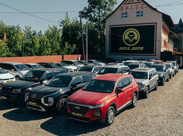 Купити нове авто Volkswagen,Audi,Mercedes-Benz,Renault,Ford,BMW,Opel,Nissan,Kia,Mazda,Peugeot,Hyundai,Skoda,Toyota,Jeep,Volvo,Citroen,Mitsubishi,Tesla,Land Rover,Chevrolet,Honda,Lexus,SEAT,Dacia,Daewoo,Porsche,Dodge,Fiat,Subaru,Buick,Cadillac,Chery,Geely,GMC,Infiniti,JAC,Jaguar,Lifan,Lincoln,SsangYong,Suzuki,Ram,Fisher у Коломые в автосалоні "Boss Auto Коломия" | Фото 2 на Automoto.ua