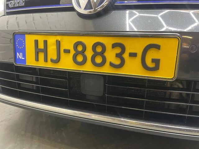 Фольксваген Golf GTE 2015 в Европе на Automoto.ua Черный Фольксваген Golf GTE, объемом двигателя 1.4 л и пробегом 210106 тыс. км за 7499 $, фото 9 на Automoto.ua