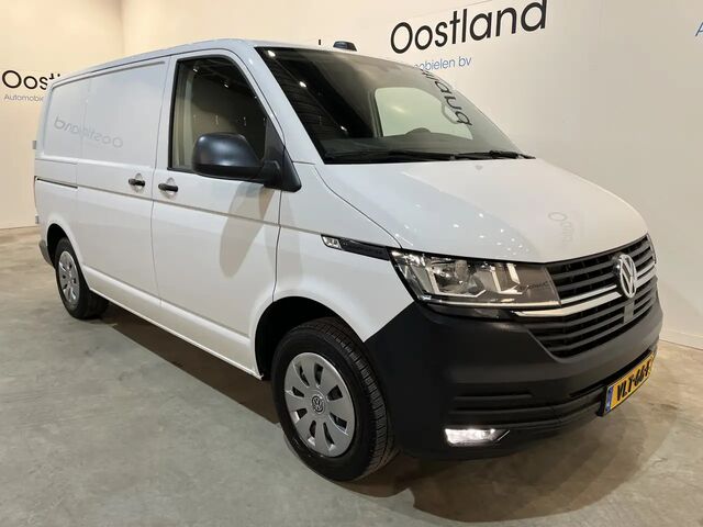Фольксваген T6.1 Transporter 2021 у Європі на Automoto.ua Білий Фольксваген T6.1 Transporter, об'ємом двигуна 1.97 л та пробігом 81 тис. км за 25290 $, фото 14 на Automoto.ua