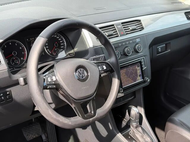 Фольксваген Кадді 2020 у Європі на Automoto.ua Червоний Фольксваген Кадді, об'ємом двигуна 1.4 л та пробігом 287 тис. км за 27170 $, фото 7 на Automoto.ua