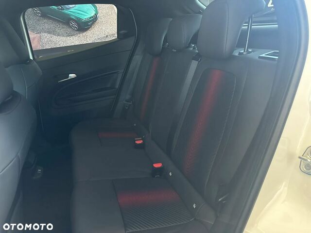 Альфа Ромео Джуніор 2025 у Європі на Automoto.ua Білий Альфа Ромео Джуніор, об'ємом двигуна 1 л та пробігом 1 тис. км за 34843 $, фото 9 на Automoto.ua