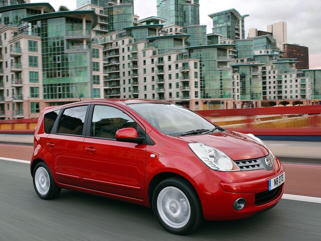 Ніссан Ноут, Хетчбек 2005 - 2013 1.6 i 16V