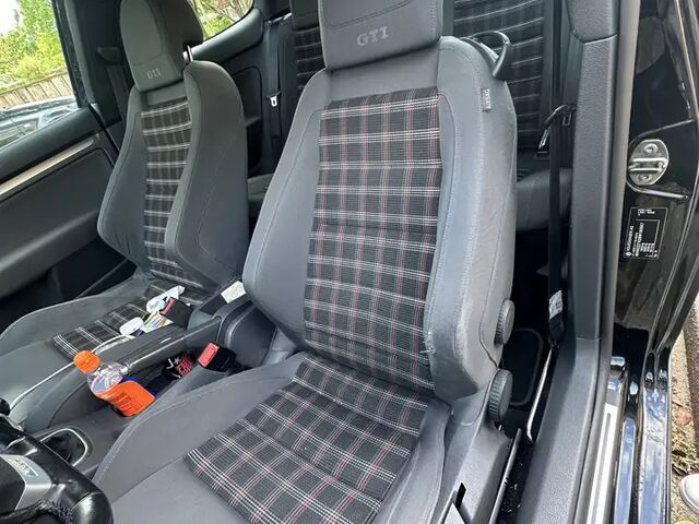 Фольксваген Гольф ГТІ 2008 у Європі на Automoto.ua Фольксваген Гольф ГТІ, об'ємом двигуна 1.98 л та пробігом 235 тис. км за 7985 $, фото 12 на Automoto.ua