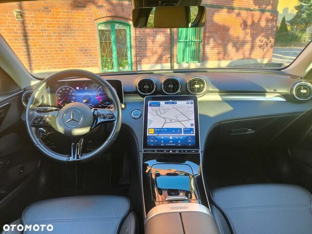 Мерседес Ц-Класс 2021 в Европе на Automoto.ua Мерседес Ц-Класс, объемом двигателя 1 л и пробегом 112 тыс. км за 30243 $, фото 20 на Automoto.ua