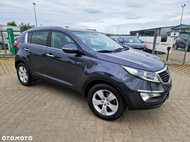 Киа Sportage, объемом двигателя 1.69 л и пробегом 189 тыс. км за 9914 $, фото 2 на Automoto.ua