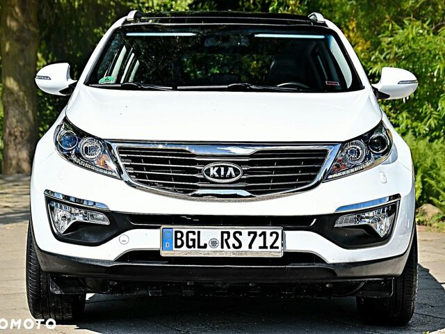 Киа Sportage, объемом двигателя 1.59 л и пробегом 49 тыс. км за 10778 $, фото 2 на Automoto.ua