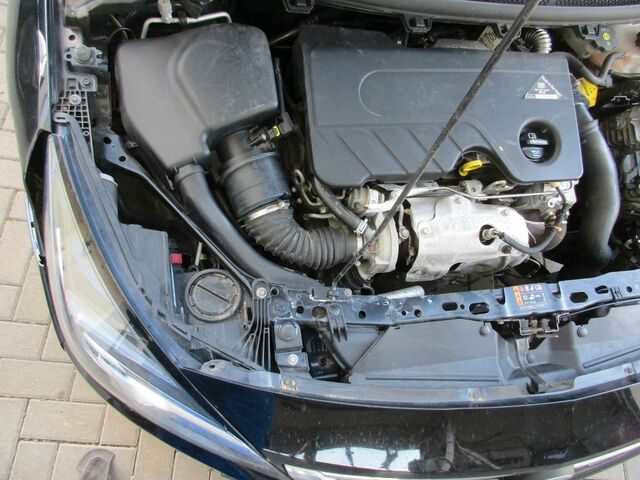 Чорний Опель Астра, об'ємом двигуна 1.6 л та пробігом 177 тис. км за 4833 $, фото 3 на Automoto.ua