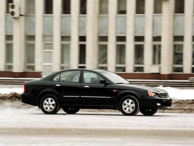 Деу Магнус, Седан 2002 - н.в. 2.0 i 16V