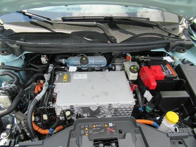 Рено R 4 2025 в Европе на Automoto.ua Зеленый Рено R 4, объемом двигателя 0 л и пробегом 2 тыс. км за 44111 $, фото 23 на Automoto.ua