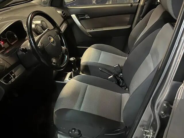 Шевроле Авео 2009 у Європі на Automoto.ua Шевроле Авео, об'ємом двигуна 1.21 л та пробігом 198 тис. км за 3730 $, фото 7 на Automoto.ua