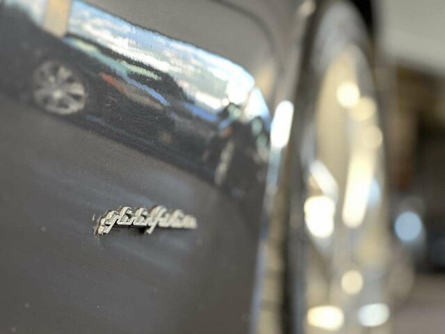 Сірий Мазераті Quattroporte, об'ємом двигуна 4.24 л та пробігом 71 тис. км за 18467 $, фото 5 на Automoto.ua