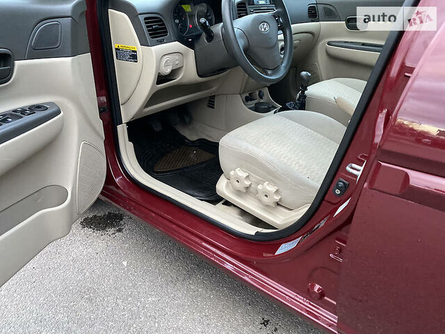Хендай Акцент, Седан 2006 - н.в. III Sedan 1.4 i 16V