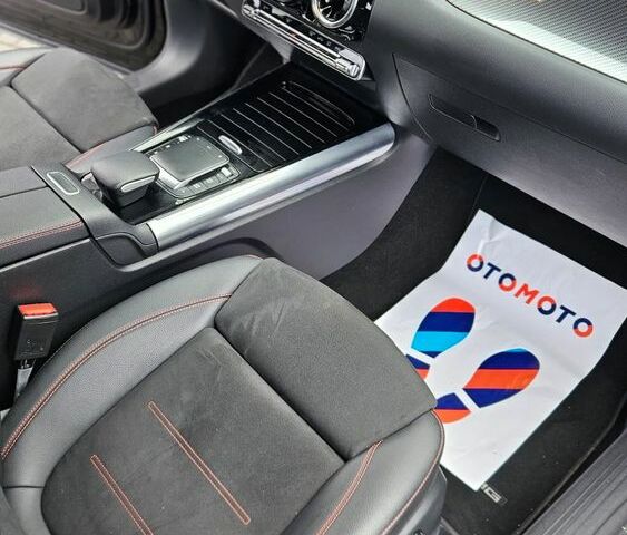 Мерседес ГЛА-Класс 2020 в Европе на Automoto.ua Черный Мерседес ГЛА-Класс, объемом двигателя 1 л и пробегом 155 тыс. км за 119900 $, фото 9 на Automoto.ua
