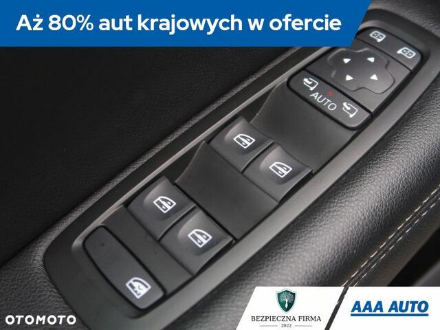 Рено Меган, объемом двигателя 1.6 л и пробегом 192 тыс. км за 9935 $, фото 20 на Automoto.ua