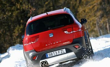 Сеат Алтеа, Внедорожник / Кроссовер 2009 - н.в. Seat  Freetrack 2.0 TSI 2WD MT (211 Hp)